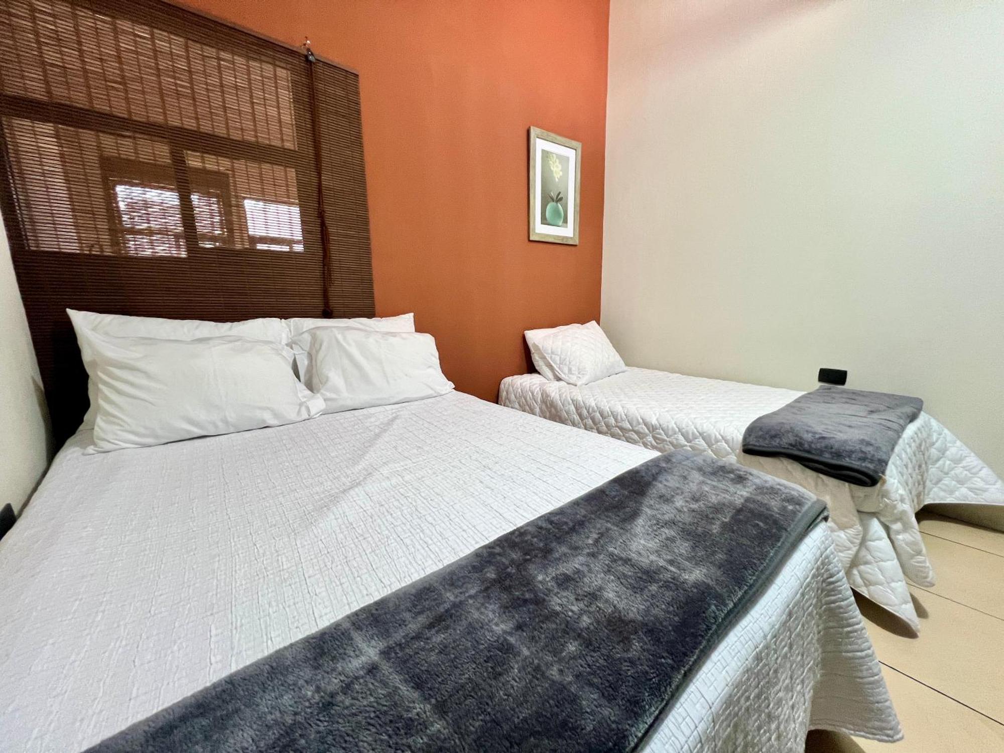 Amplio Apartamento, En Colonia Cerezos, Tercer Nivel Appartement Quetzaltenango Buitenkant foto